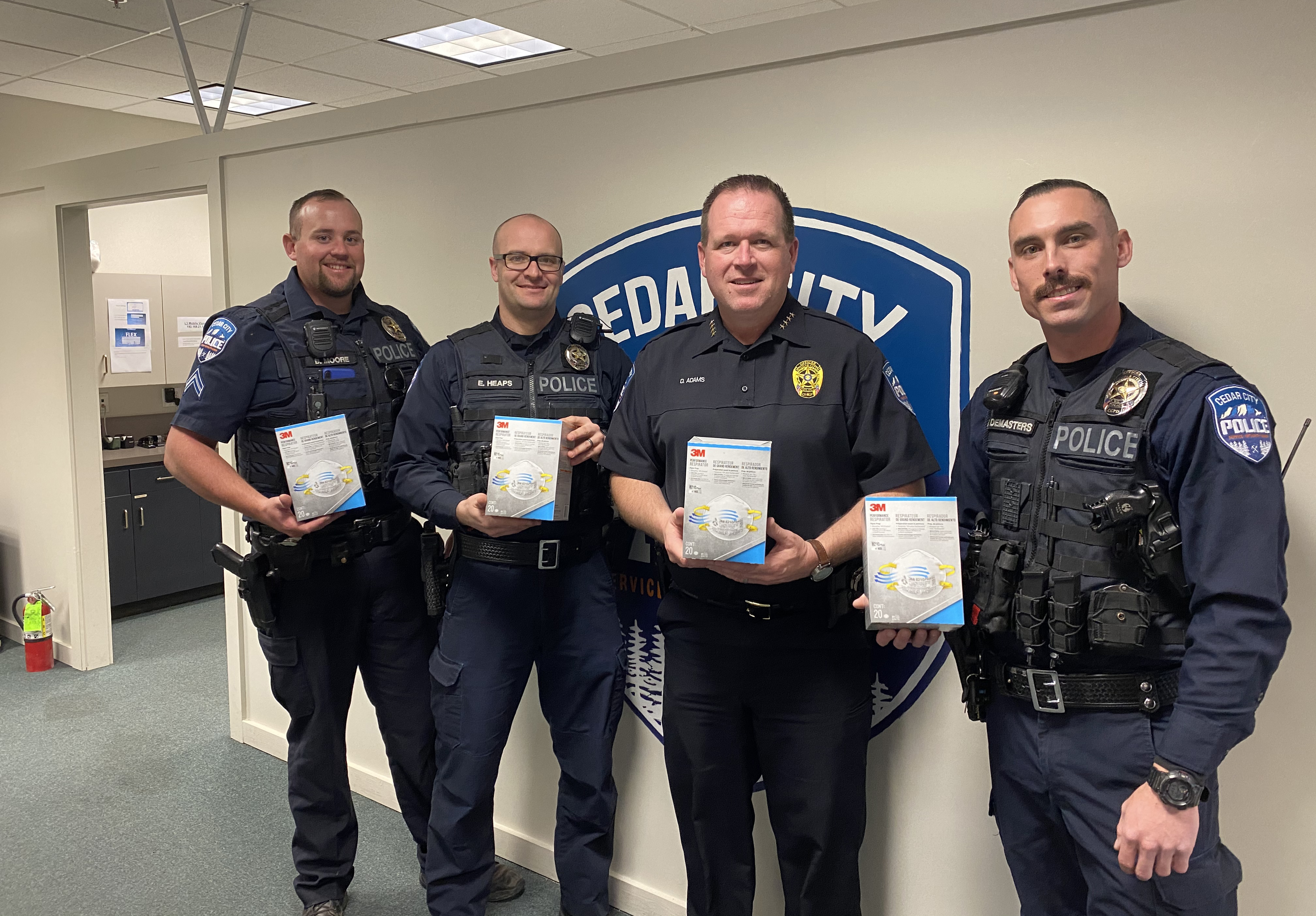 PC Laptops Launches Fundraiser to Protect First Responders During COVID-19